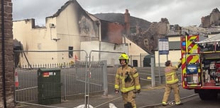 Fire fighters back at former Richards shop in Frogmore Street