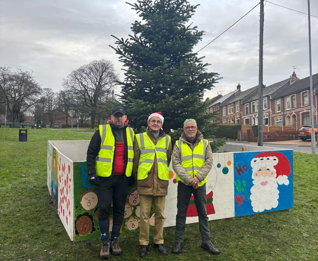 Blaenavon community spruce up for the festive season!
