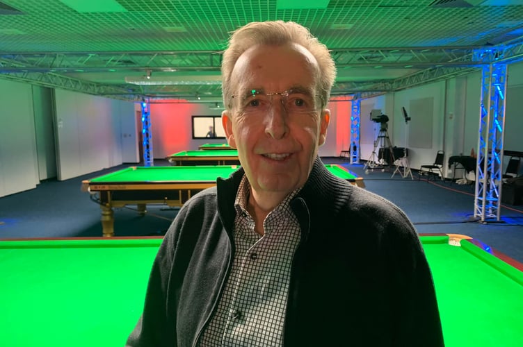 Tributes have been paid to former world snooker champion Terry Griffiths
