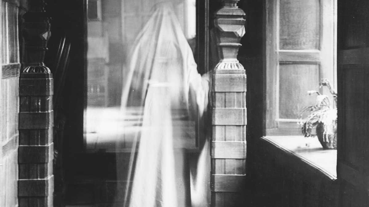 real ghost pictures 2025