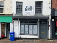 Shock closure of Monmouth town centre pub