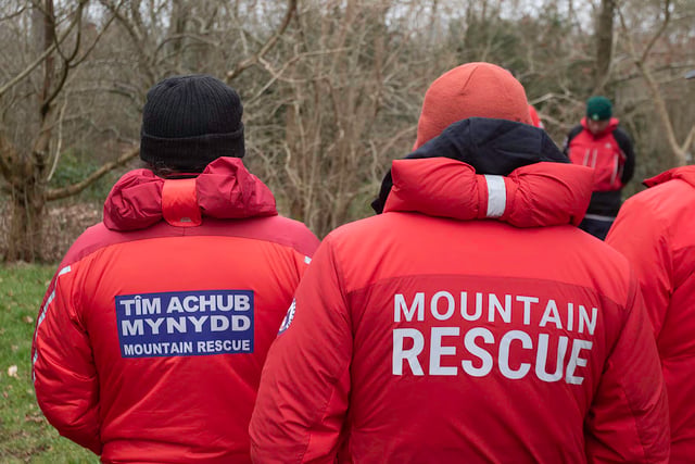 Rescuers head for Black Mountains for training weekend