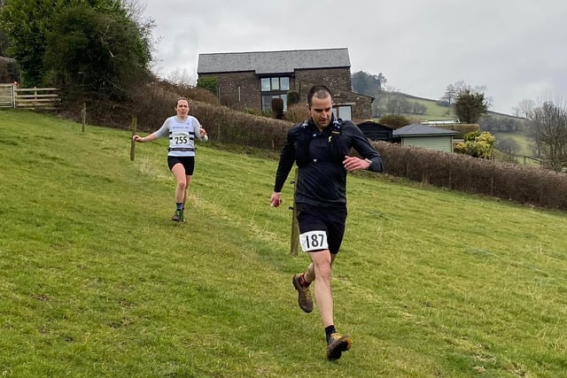 Turner tears it up to win tough 9km hill run 