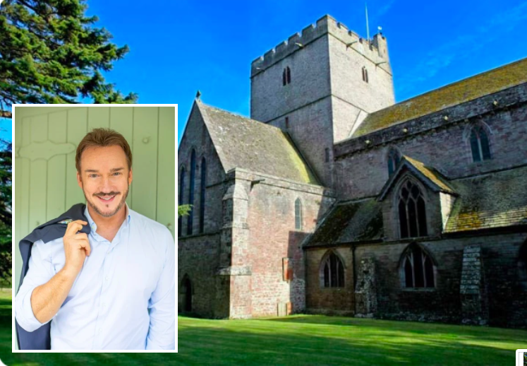 Russell Watson / Brecon Cathedral