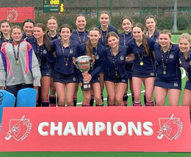 Hockey girls take U16s national title with 2-0 final win