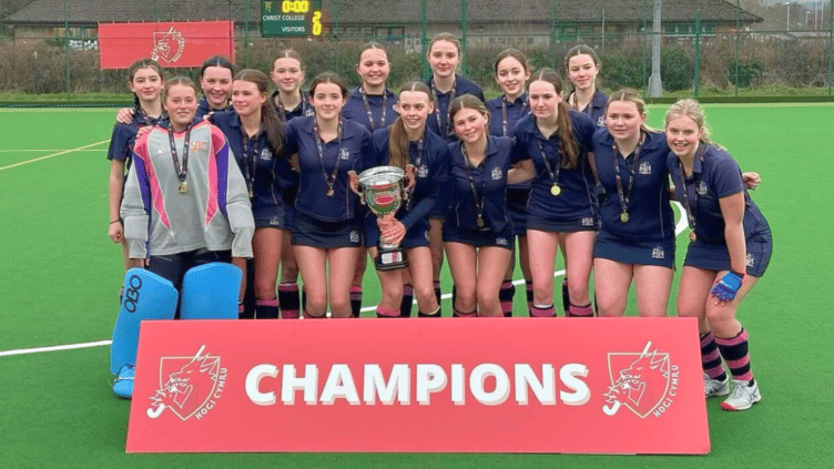 Habs U16s hockey team won the Welsh national title