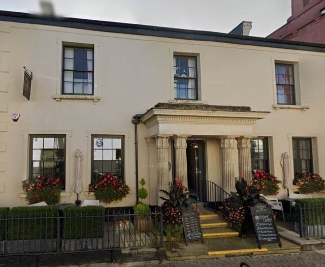 Usk restaurant allowed to stay open until gone 1am on weekends 