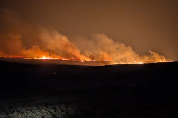 Hirwaun grass fire