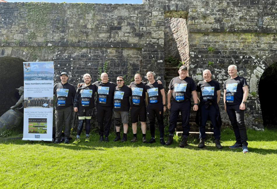 Choir to ditch tuxedos for charity challenge