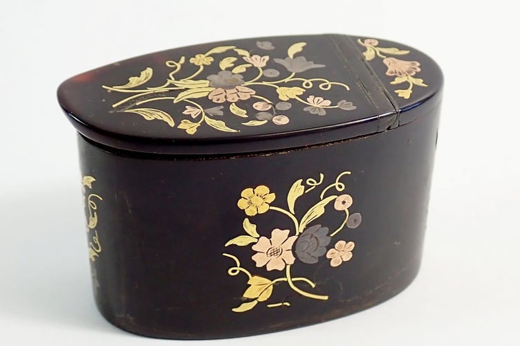 Oval Snuff Box with Gold & Silver Inlay