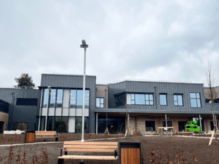 MS tours Nevill Hall radiotherapy unit