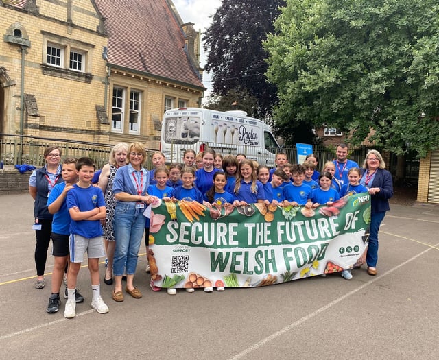 Cantref School students talk dairy production on Welsh Farming Week