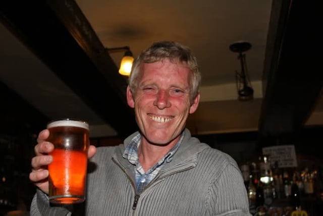 Tributes paid to  Chris Evans - a true gentleman of Abergavenny