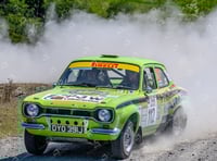 
Rally crews burn rubber in scorching heat! 
