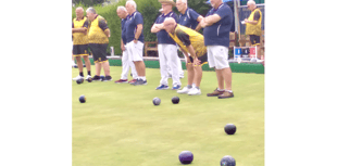 Gilwern down the league leaders 