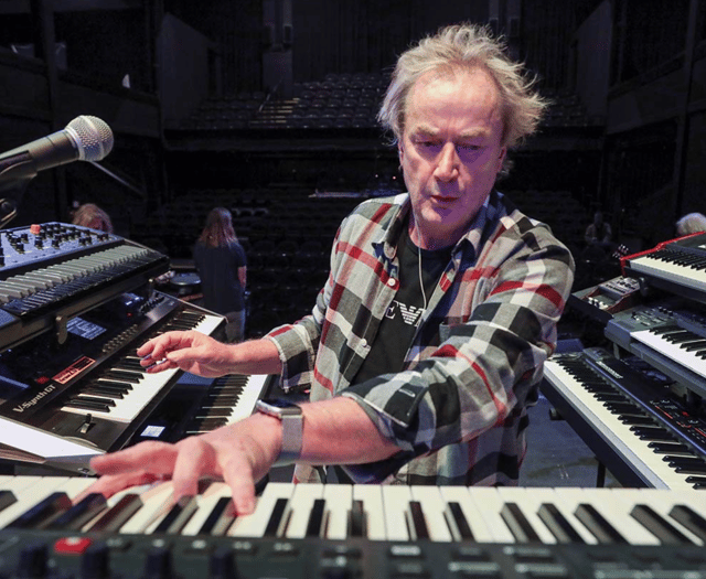 Buggles star to raise money for charity in Usk