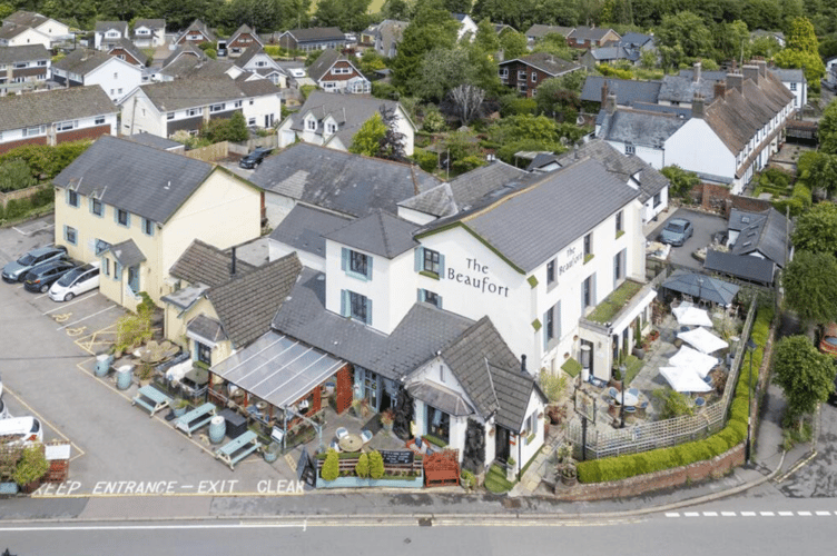 The Beaufort Arms Hotel, Raglan