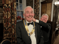 Crickhowell Rotary Club welcomes new President 