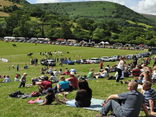 Show and go as Ford pips Turner to Llanthony title
