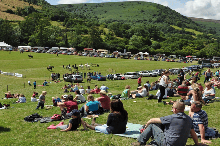 Llanthony Show was the backdrop for the latest fell race on Saturday
