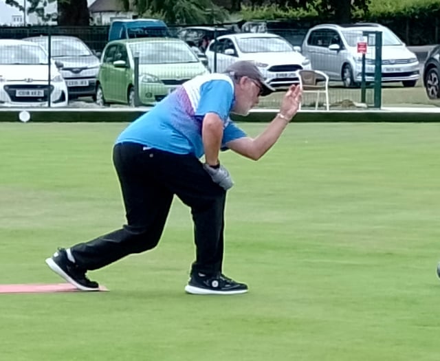 Aber bowlers roll on in seven matches