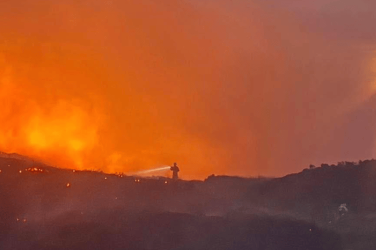 Wildfire between Tredegar and Abergavenny (11.08.25)