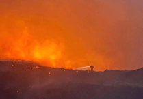 BREAKING: Firefighters continue to tackle wildfire next to Heads of the Valleys Road