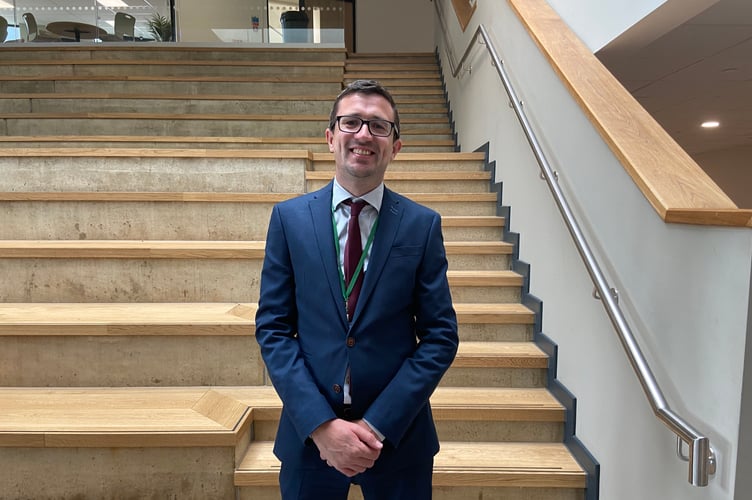 Jonathan Watson, Head at King Henry School