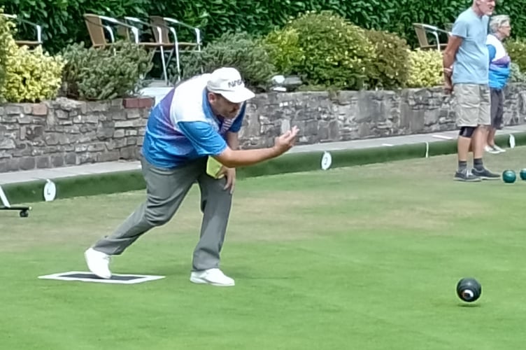 Abergavenny Bowls Club enjoyed another busy week in the sunshine