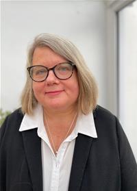 Cllr Sara Burch