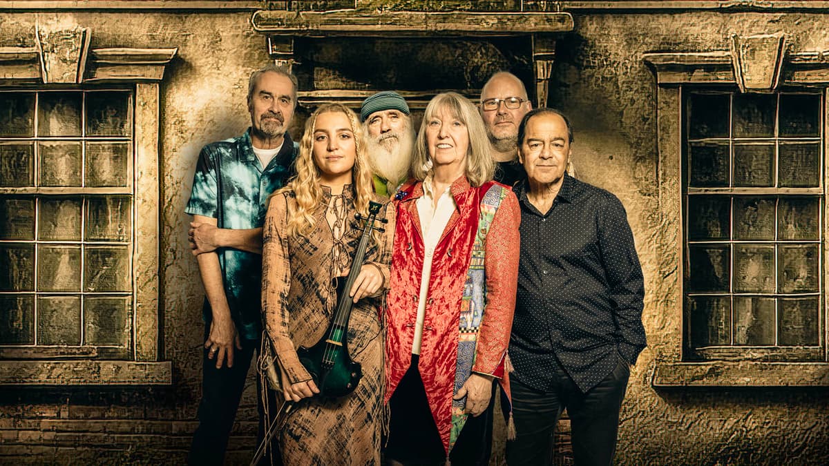 Folk-rock Pioneers Steeleye Span Return to Abergavenny for Winter T...