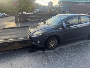 Car ploughs into bench outside popular town centre pub