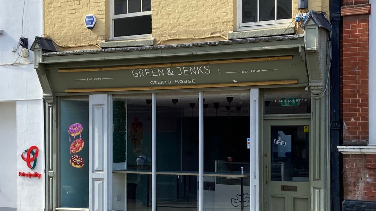 Closed Down Bubbles Tea Shop Fined £45k Over Illegal Workers | Aber...