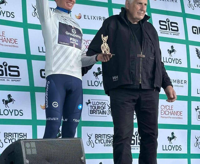 Local legend presents prestigious jersey at Tour of Britain