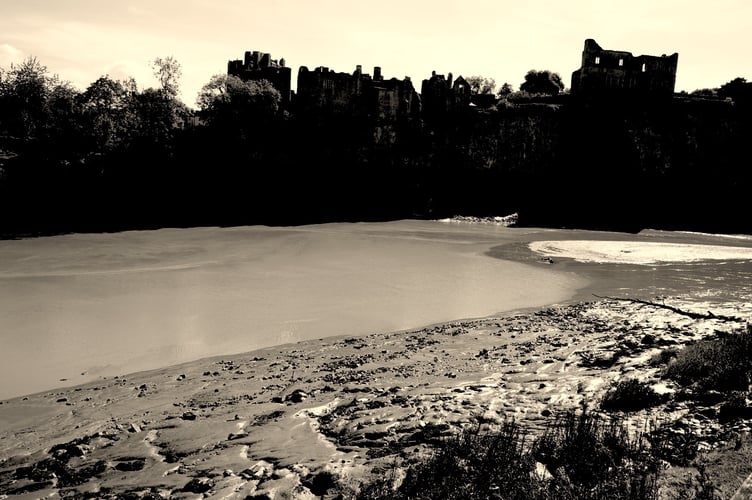The Wye below Chepstow Castle