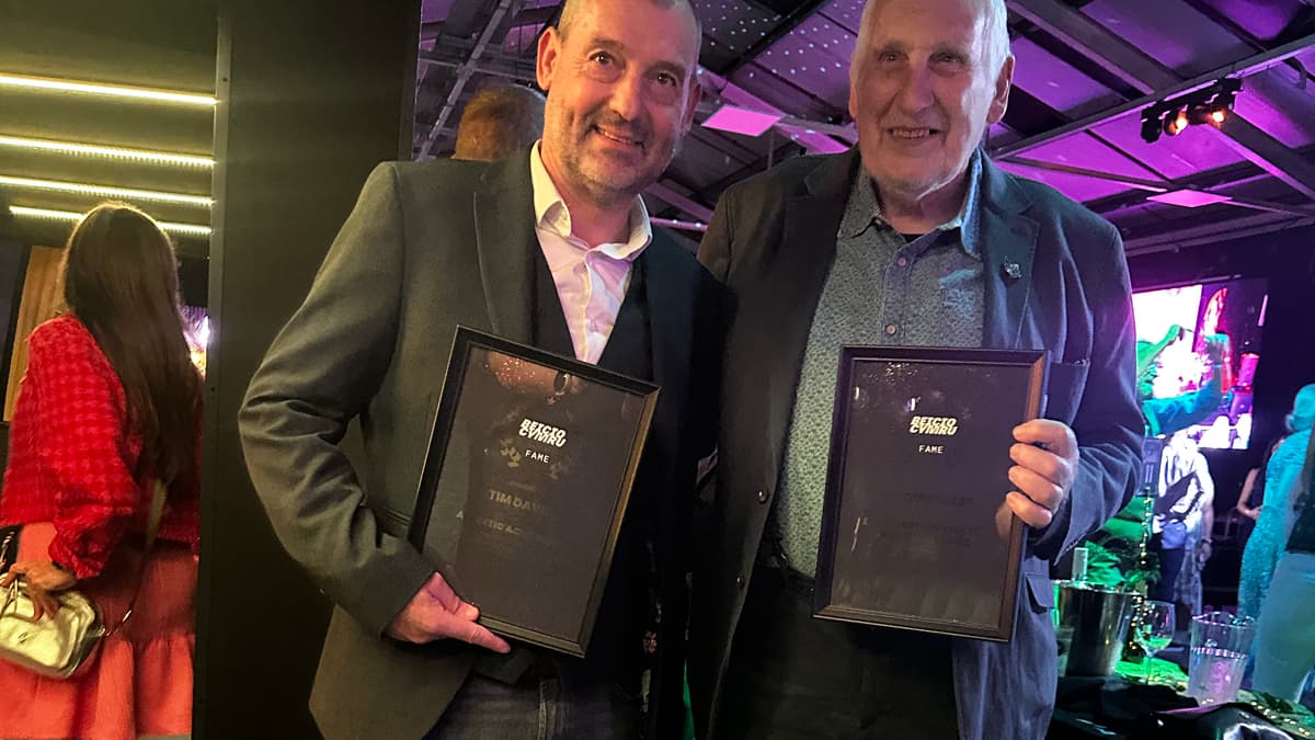 Abergavenny Legends Inducted Into Hall of Fame | Abergavennychronic...