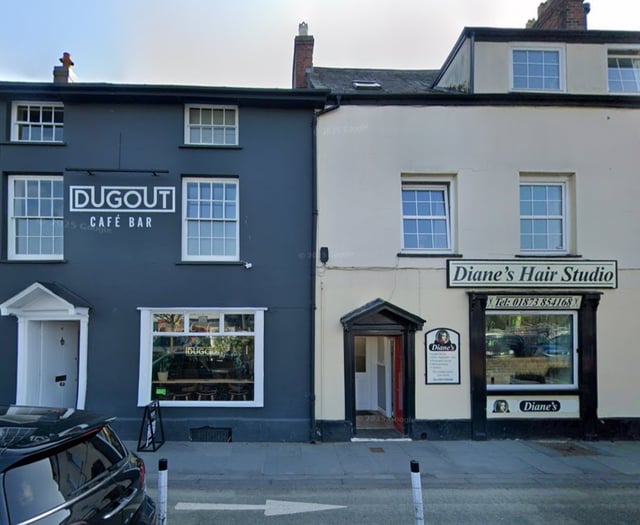 Abergavenny cafe's patio use divides community