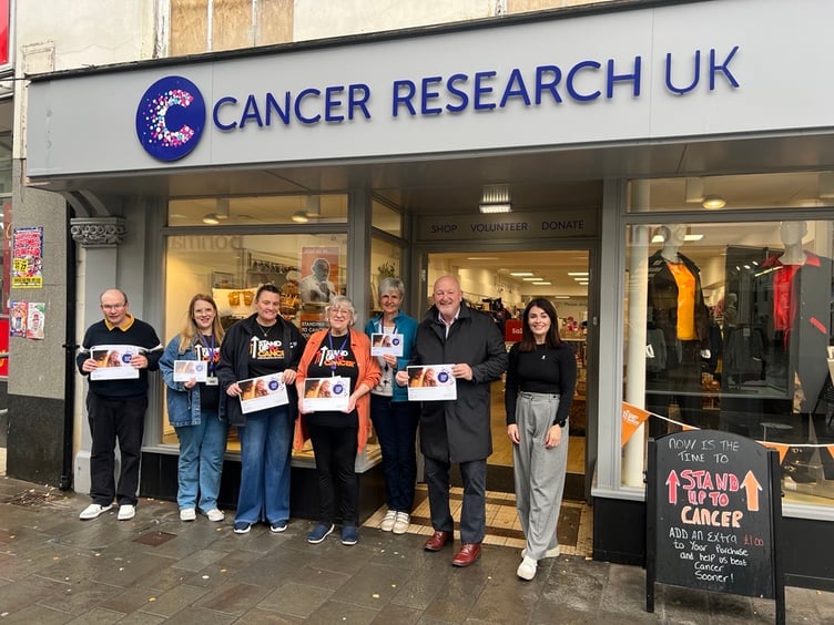 Peter Fox MS visits Cancer Research UK in Abergavenny