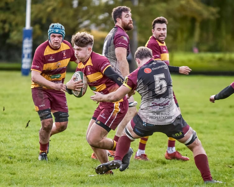 Abergavenny were in the contest for most of the game against Bedlinog, but back-line injuries cost them. Photo: Delwyn Edwards Photography