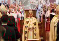 Hundreds pack Cathedral for the Enthronement of new Archbishop of Wales
