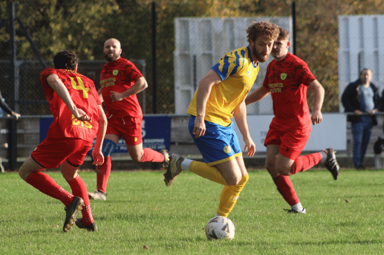 Clydach Wasps didn't know which way to turn against Monmouth