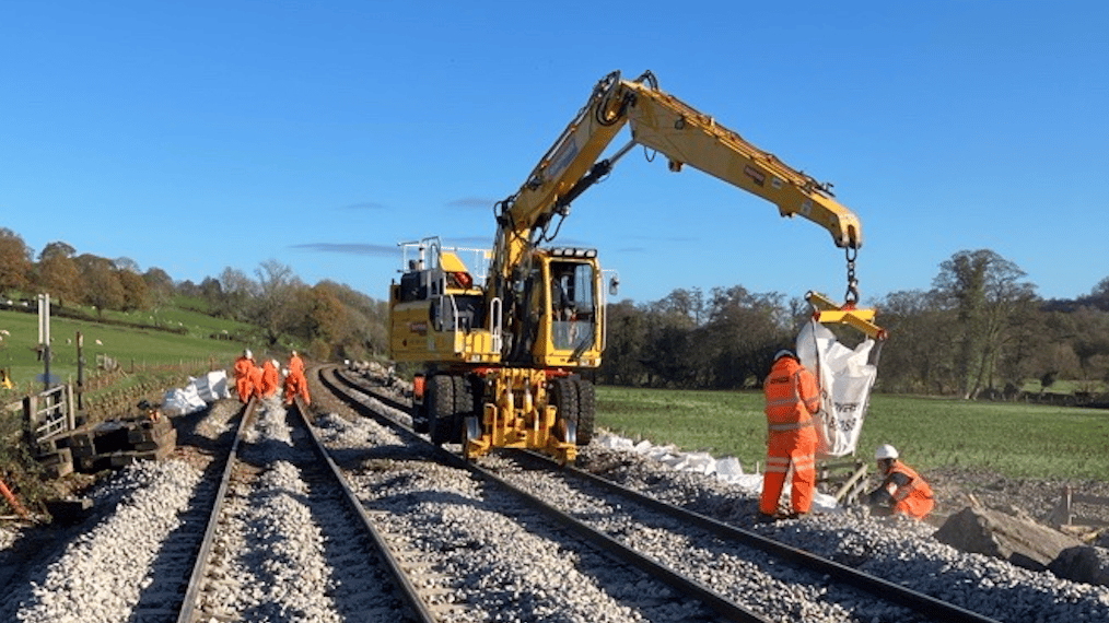Rapid railway repair sees trains back in Aber