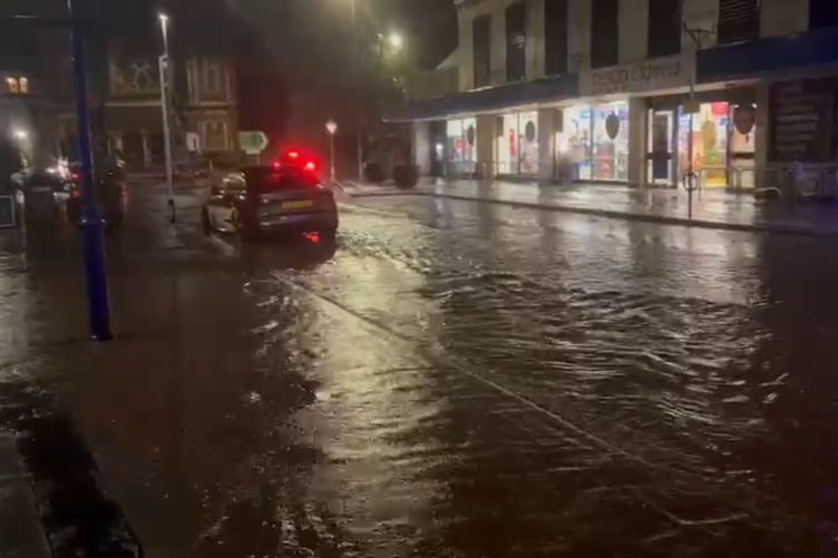 Tesco frogmore st flooded