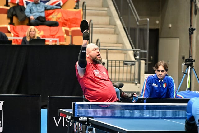 Rob Davies wins fifth European title!