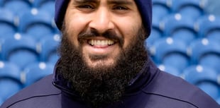 Glamorgan pathways coach signs with Aber 