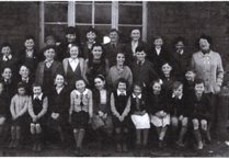 Explore Llanddewi Rhydderch's history and heroes