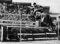 
Day one of the slightly portly Chronicle Xmas Quiz 
