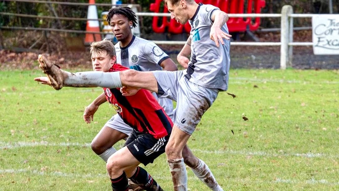 Clydach Wasps sting Cefn with four-goal victory | abergavennychronicle.com
