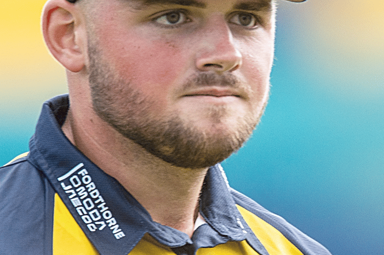 Tom Norton has signed a two-year rookie deal with Glamorgan CCC