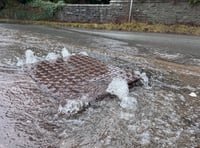 
WATCH: Overflowing drain causes flooding chaos on the Old Hereford Rd